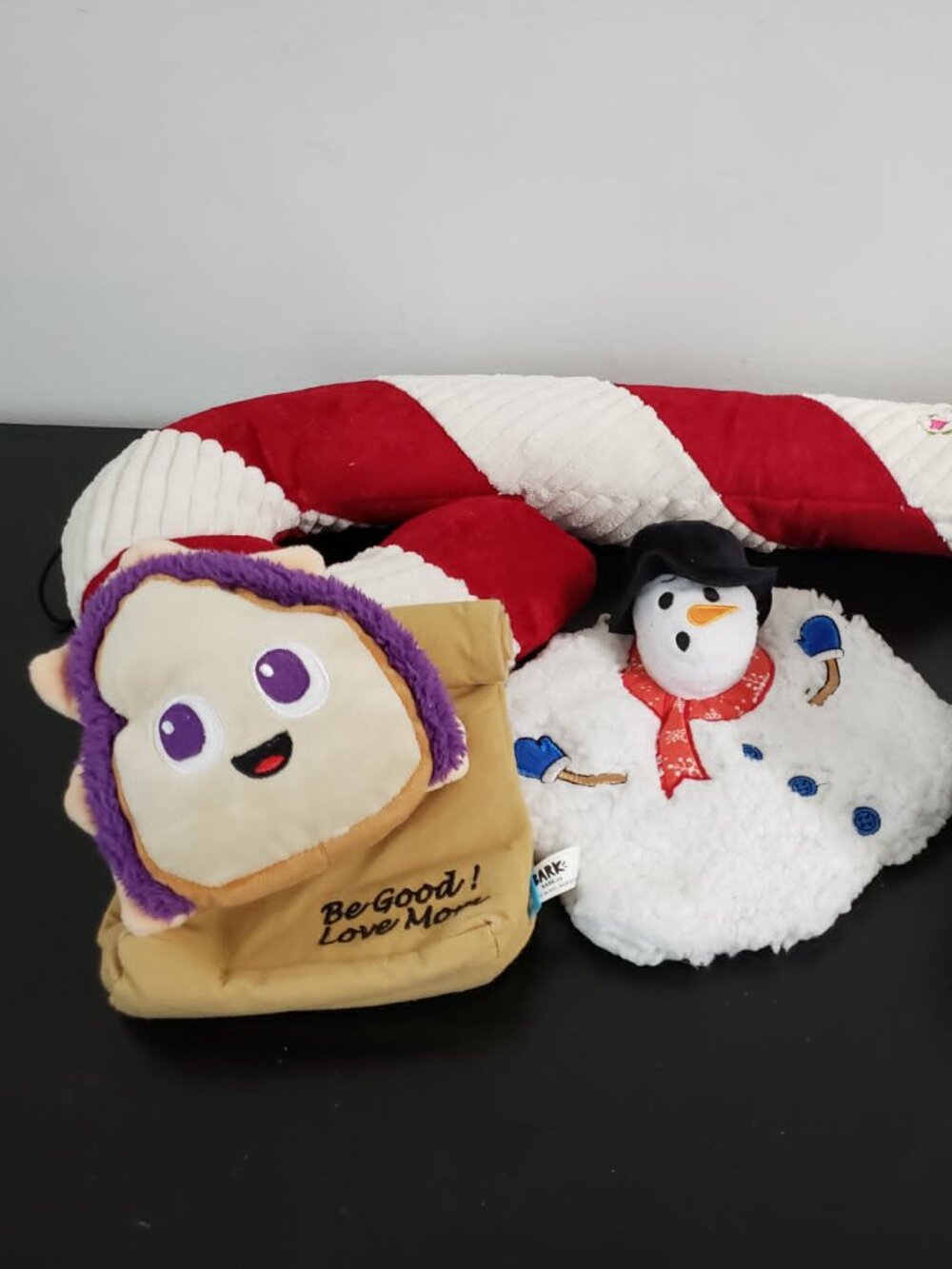 LOT dog toys new bark